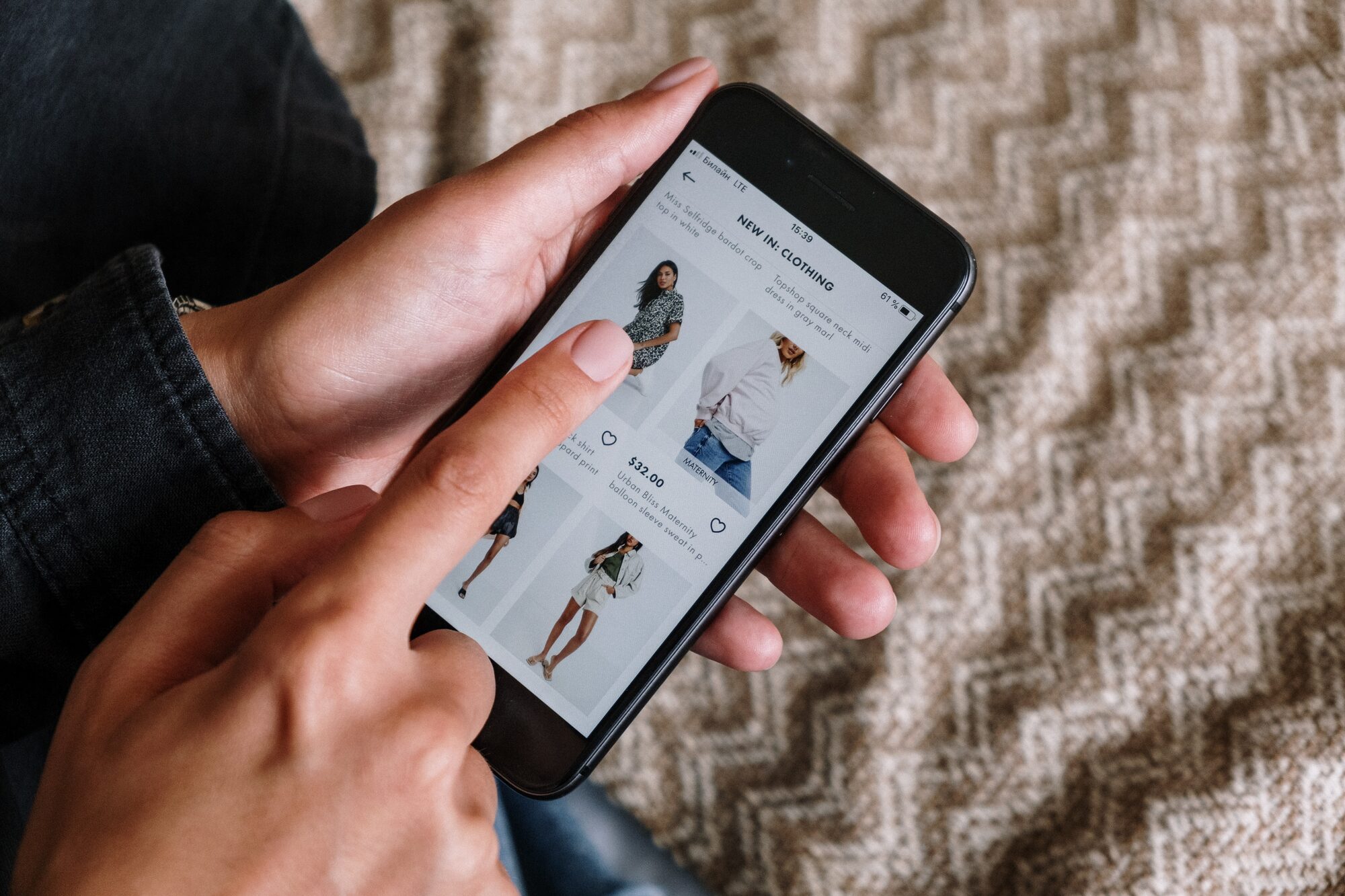 Why You Should Sell Online: 7 advantages Of Ecommerce Websites